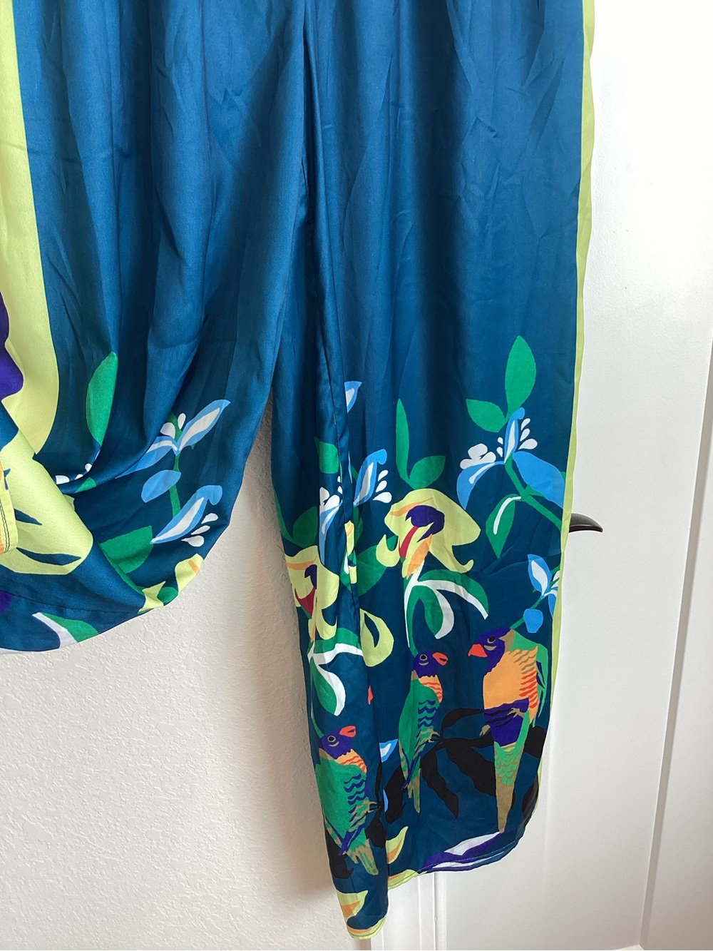 🦜Anthropologie Claire Colin Wide-Leg Pants Celandine NEW Blue Tropical SMALL - Picture 6 of 16